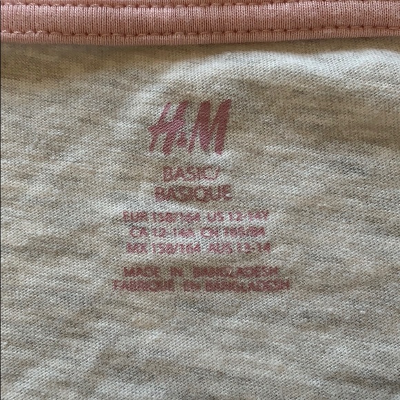 💗3/$18💗Basic long sleeve - Picture 4 of 5